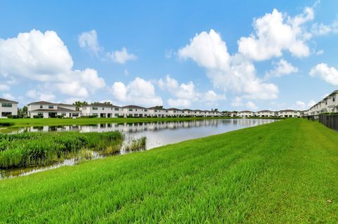 A home in Lake Worth