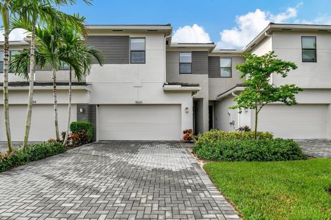 A home in Lake Worth