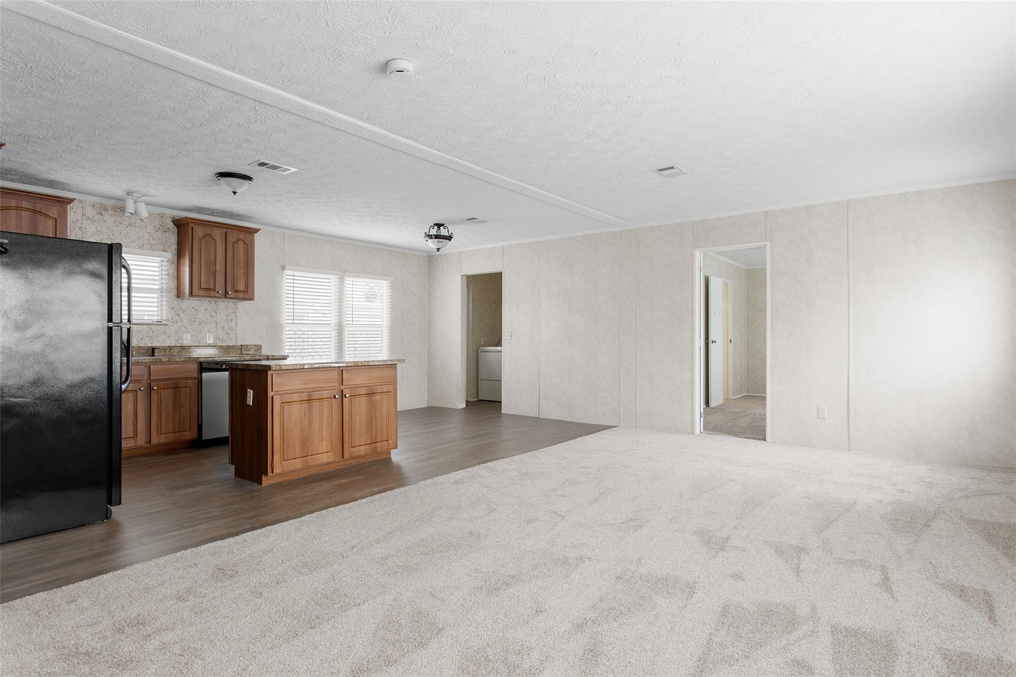 5570 SW 32nd Terrace