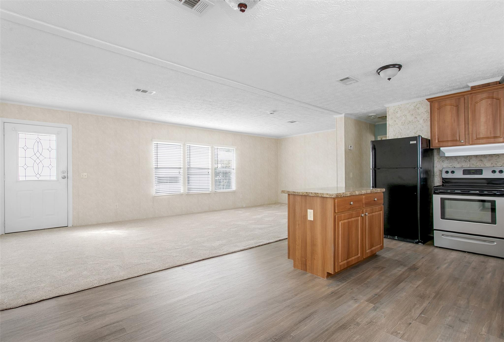 5570 SW 32nd Terrace