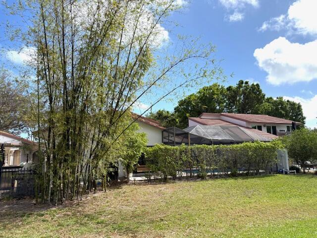 HOLLOWS OF DEER CREEK CONDO - Residential