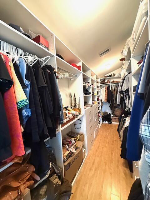 HOLLOWS OF DEER CREEK CONDO - Residential