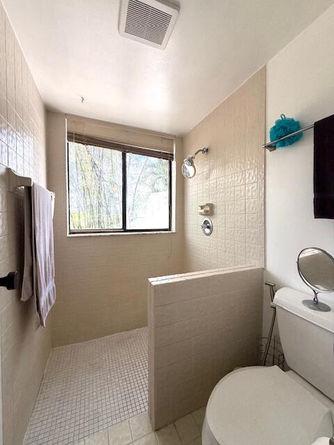 HOLLOWS OF DEER CREEK CONDO - Residential