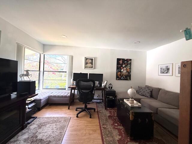 HOLLOWS OF DEER CREEK CONDO - Residential