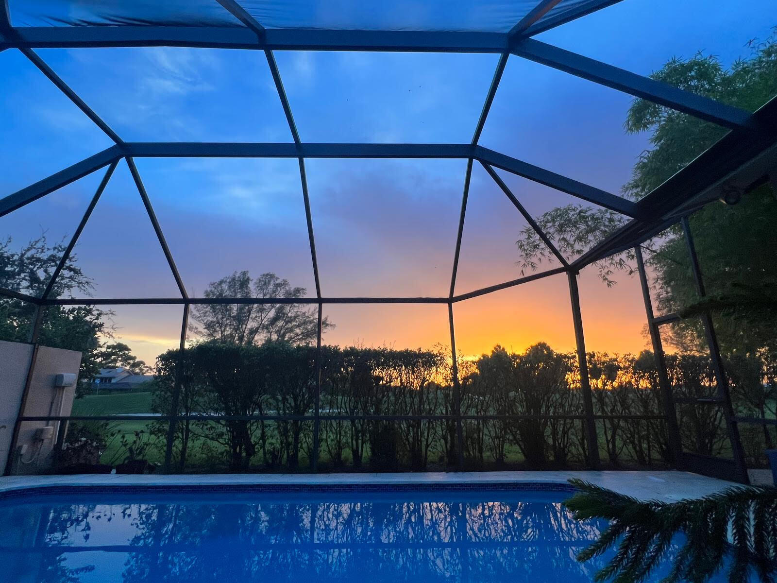 HOLLOWS OF DEER CREEK CONDO - Residential