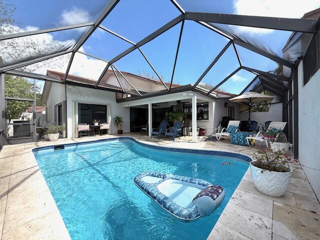 HOLLOWS OF DEER CREEK CONDO - Residential