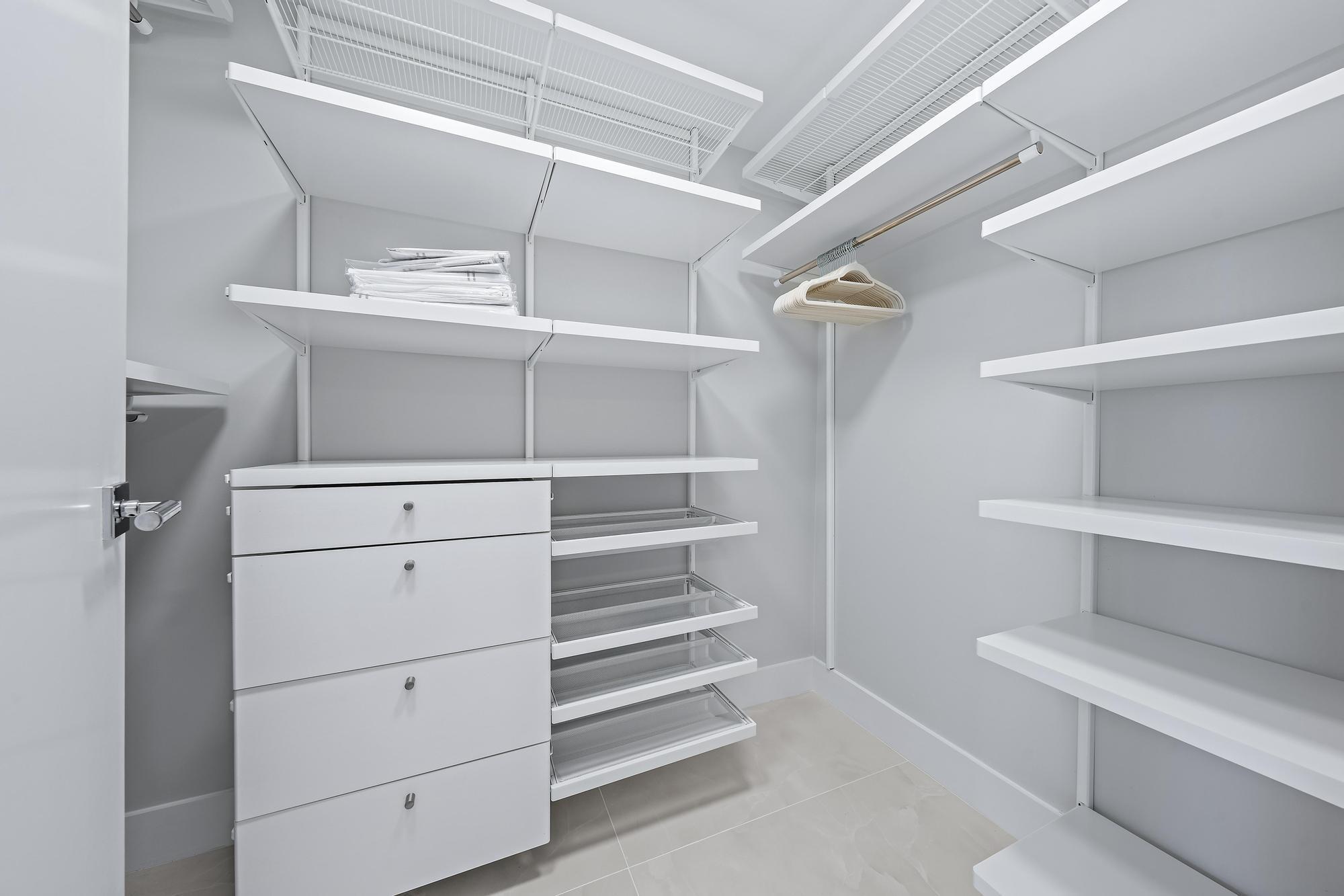 CLARIDGES I CONDO - Residential