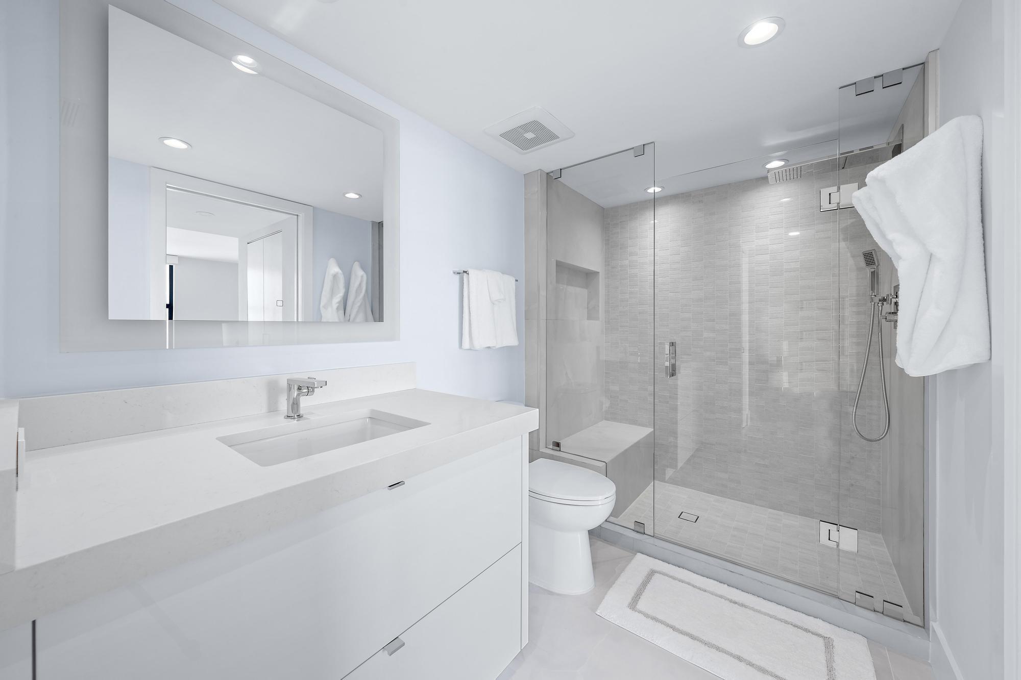 CLARIDGES I CONDO - Residential