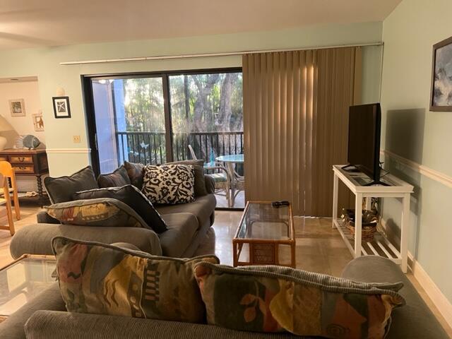 SEA RISE CONDO - Residential Lease