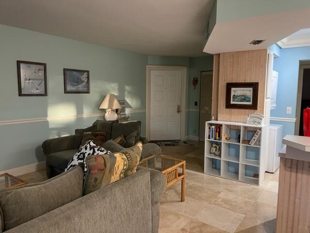 SEA RISE CONDO - Residential Lease