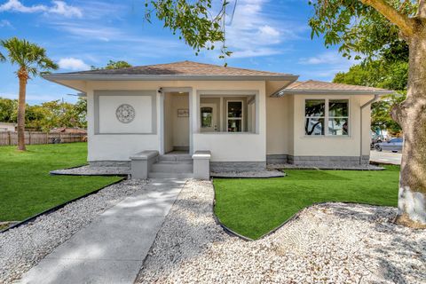 448 Roseland Drive West Palm Beach FL 33405