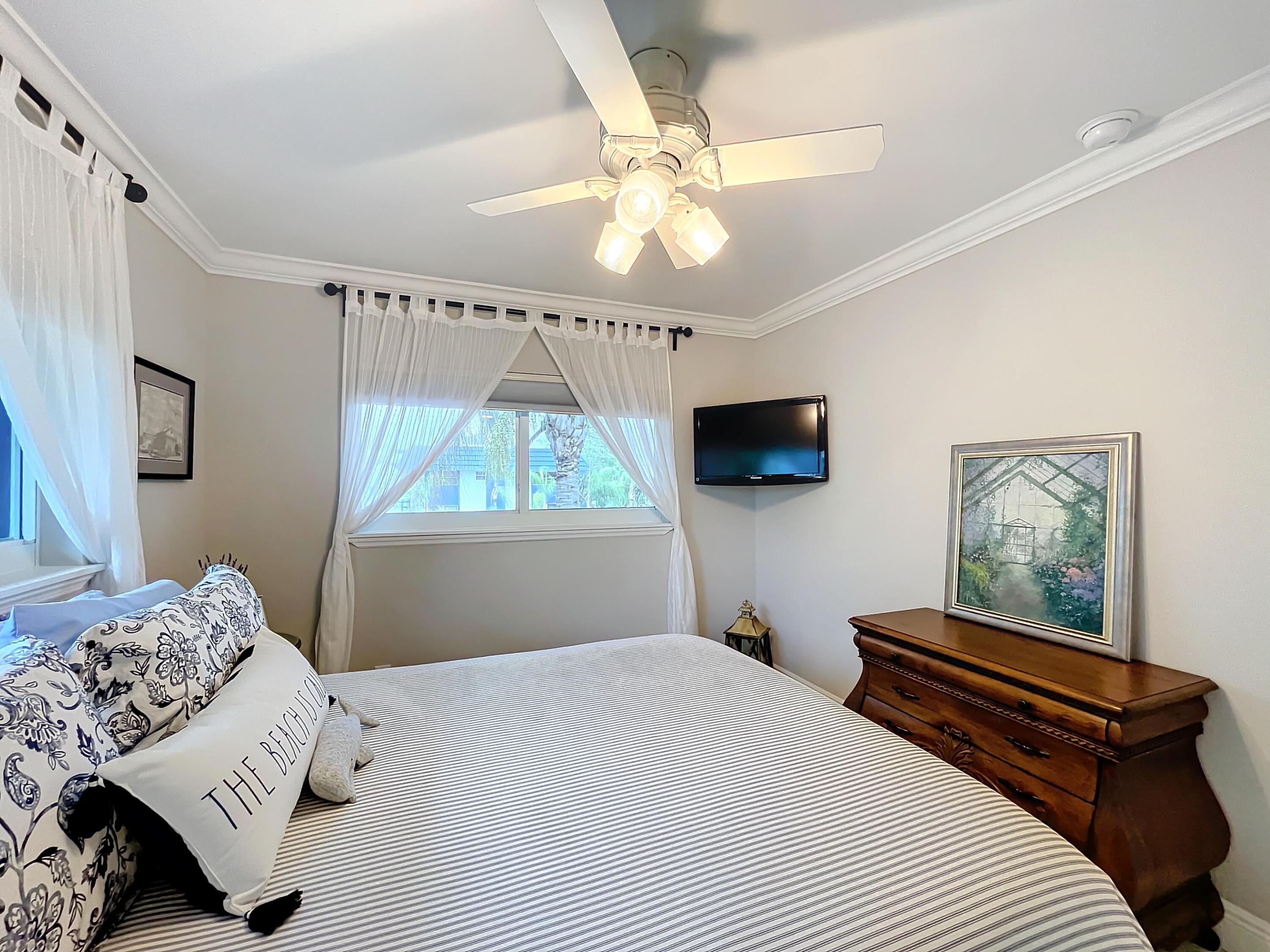 Holiday Springs - Residential