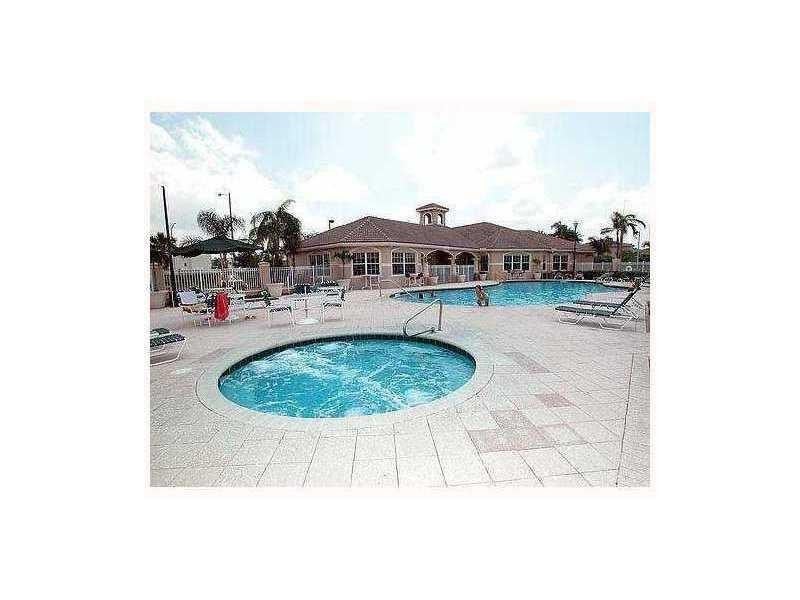 5055 WILES Road 201