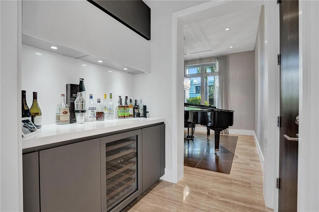 Lauderdale Shores Reamen - Residential