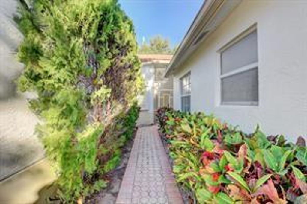 Photo of 15396 Rosaire Ln #15396, Delray Beach, FL 33484 (MLS # F10538241)