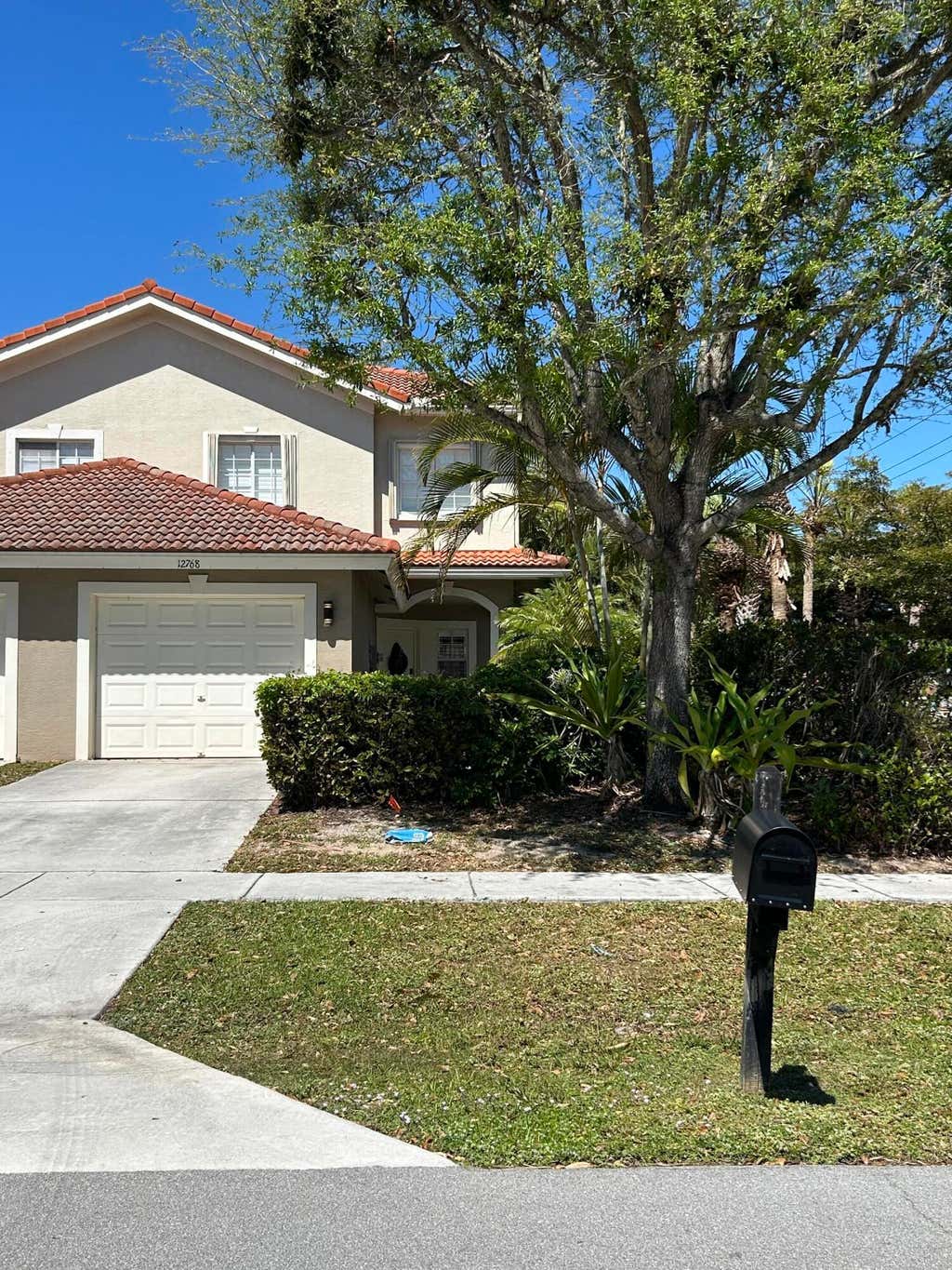 Photo of 12768 Westhampton Circle, Wellington, FL 33414 (MLS # B26067536)