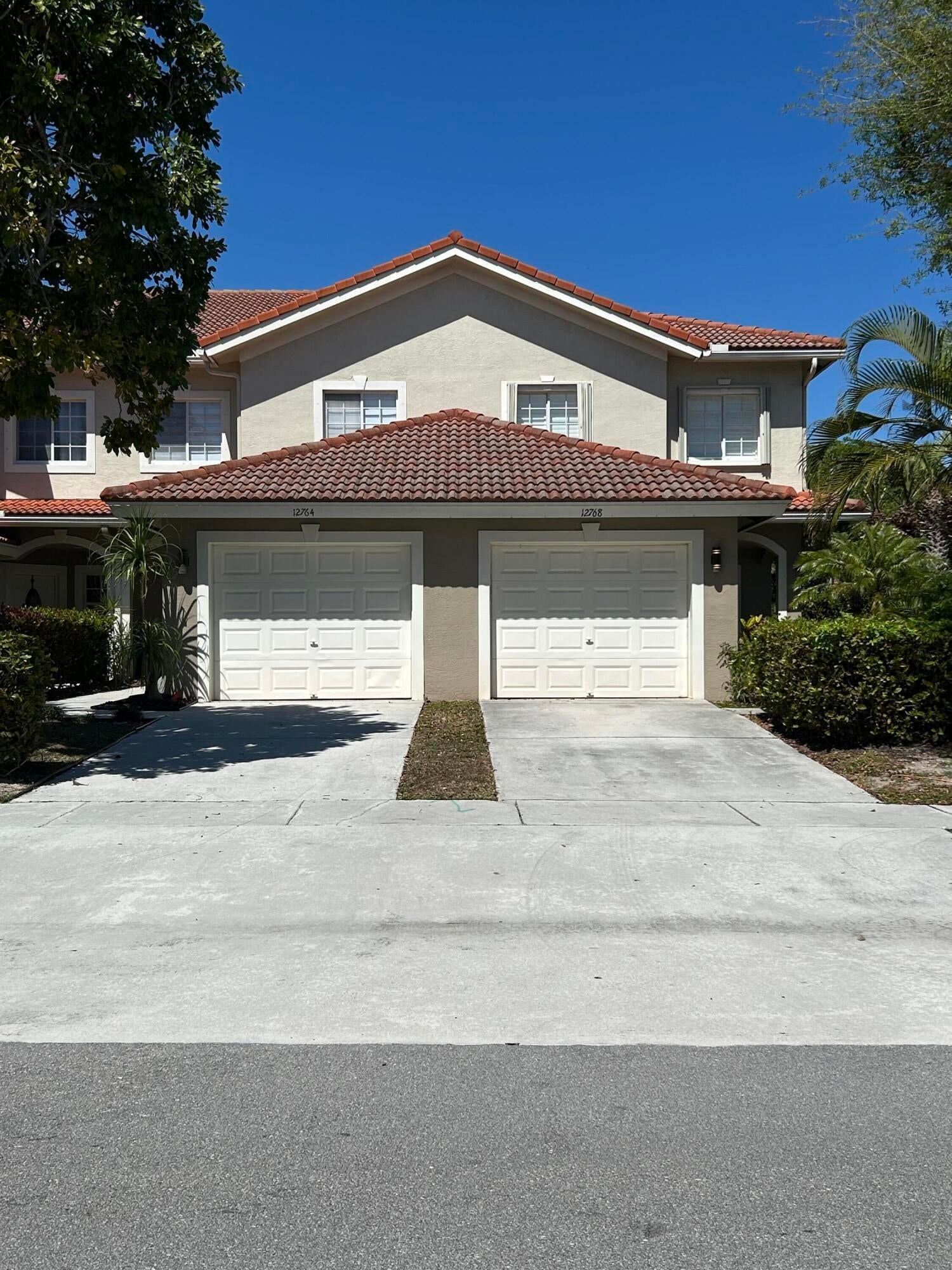 12768 Westhampton Circle