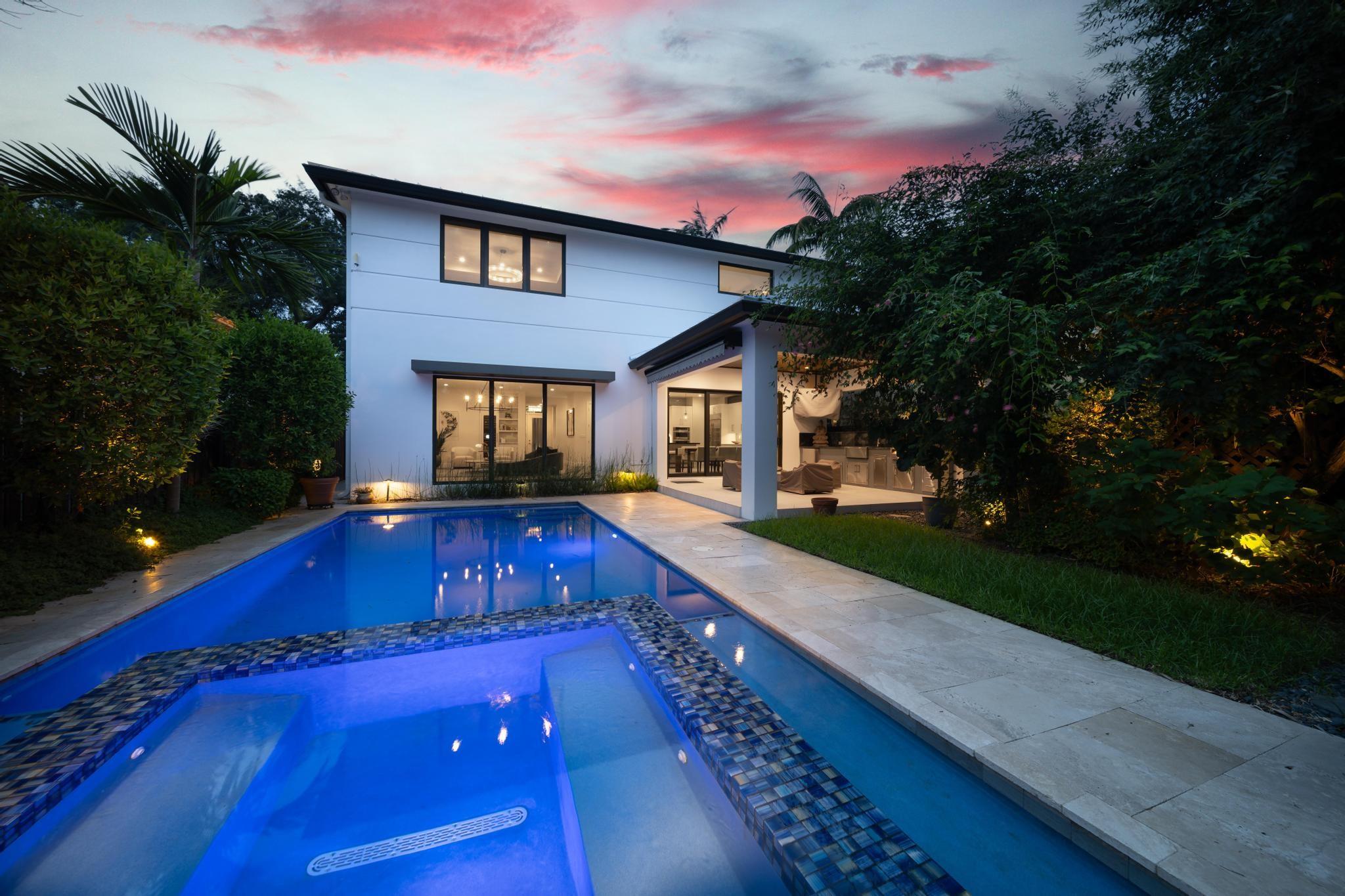 Rio Vista C J Hectors Res - Residential