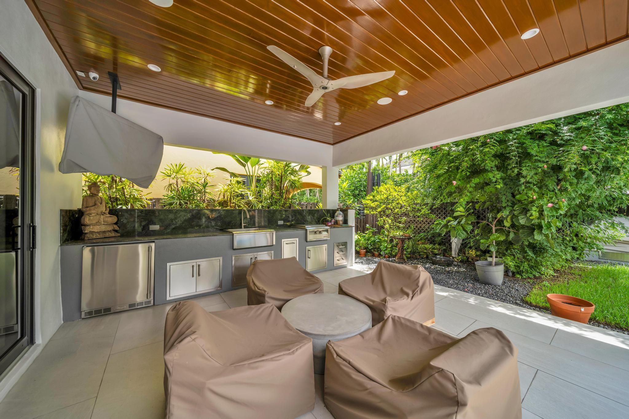 Rio Vista C J Hectors Res - Residential