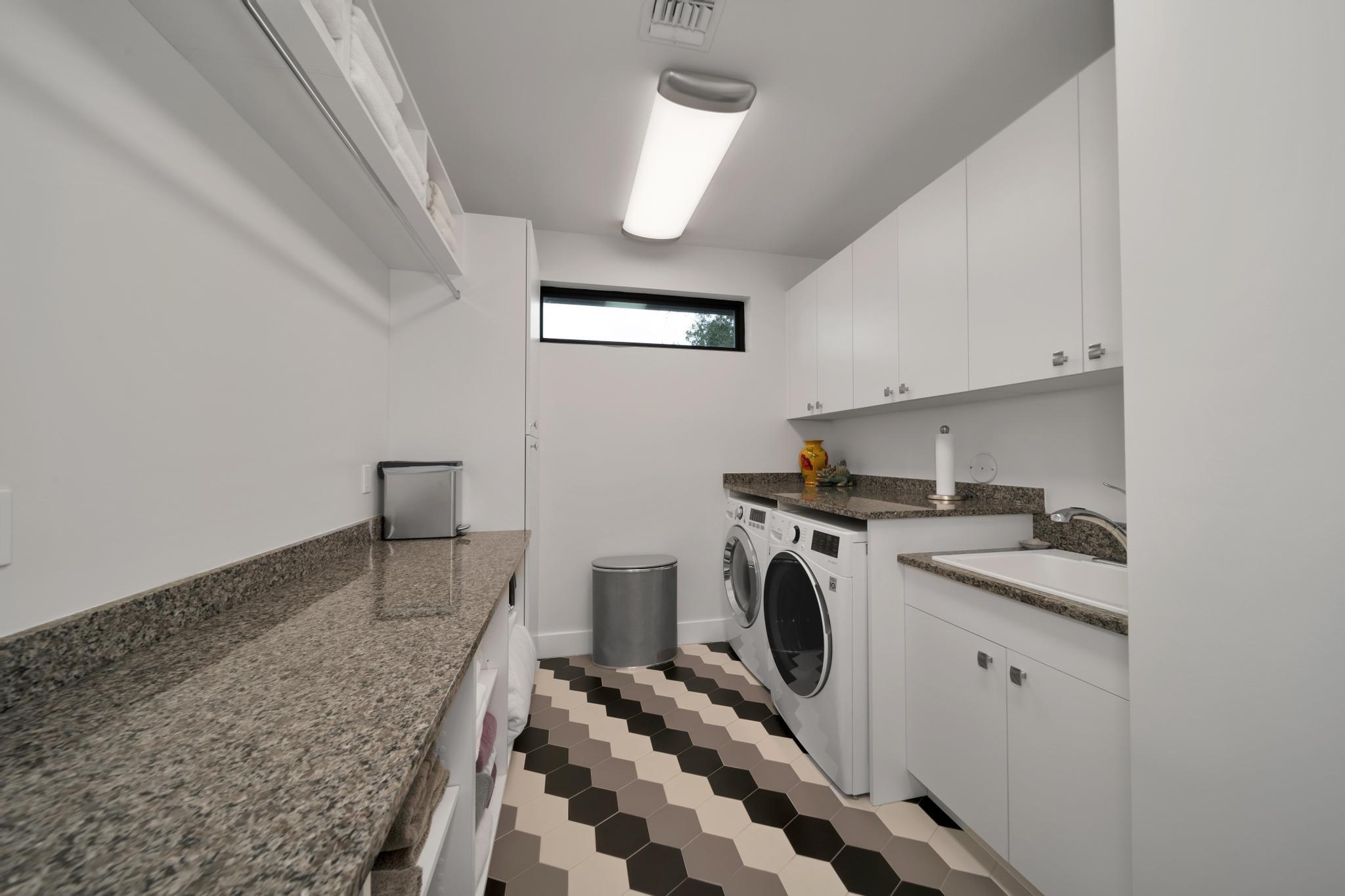 Rio Vista C J Hectors Res - Residential