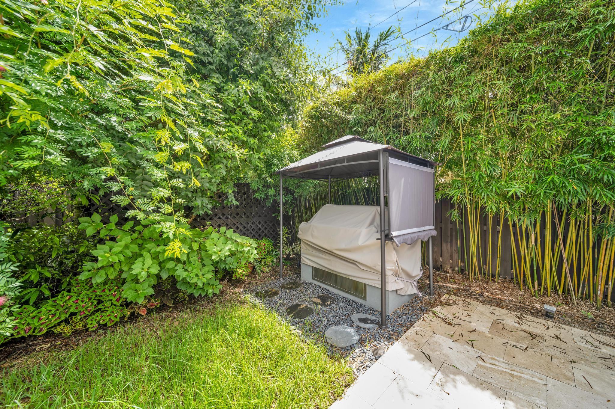 Rio Vista C J Hectors Res - Residential