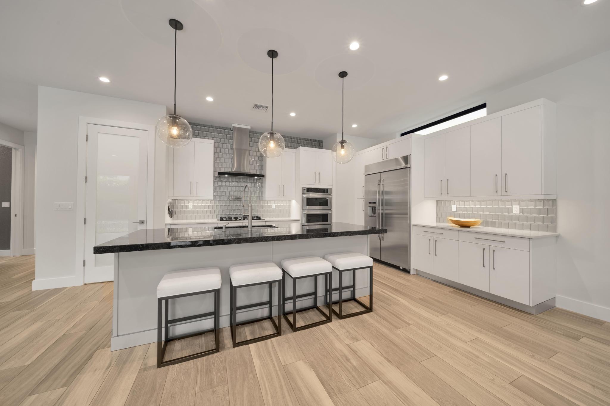 Rio Vista C J Hectors Res - Residential