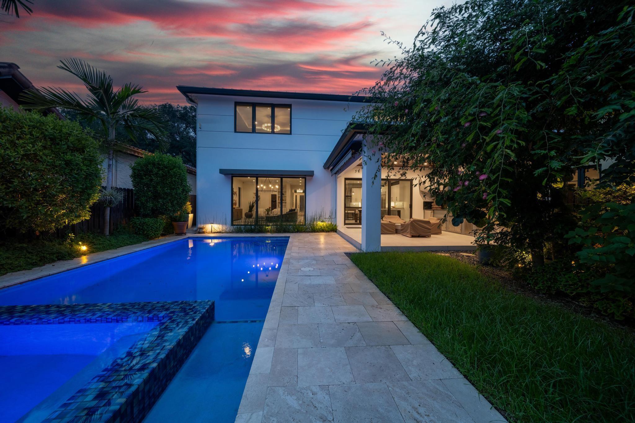 Rio Vista C J Hectors Res - Residential