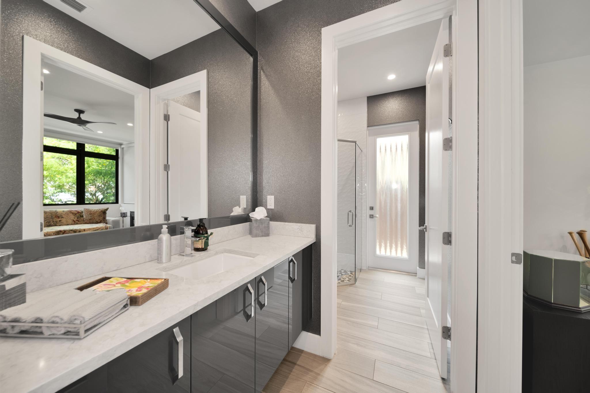 Rio Vista C J Hectors Res - Residential