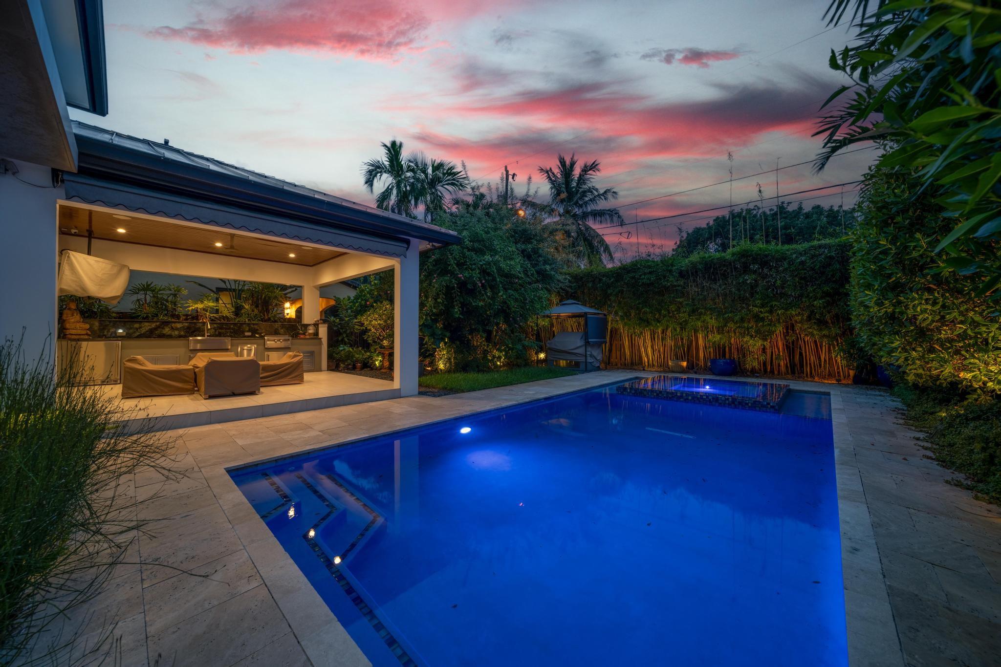 Rio Vista C J Hectors Res - Residential