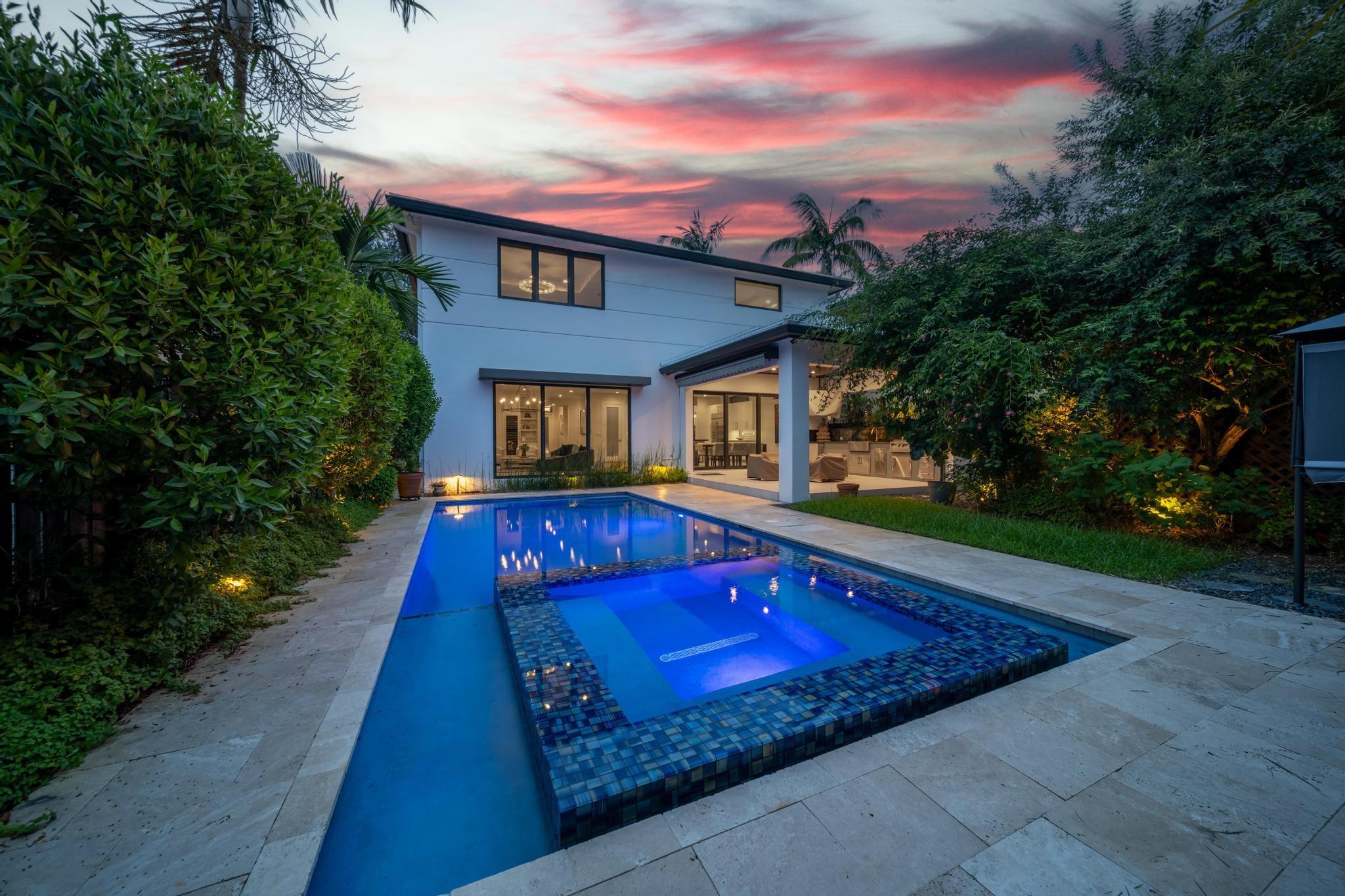 Rio Vista C J Hectors Res - Residential