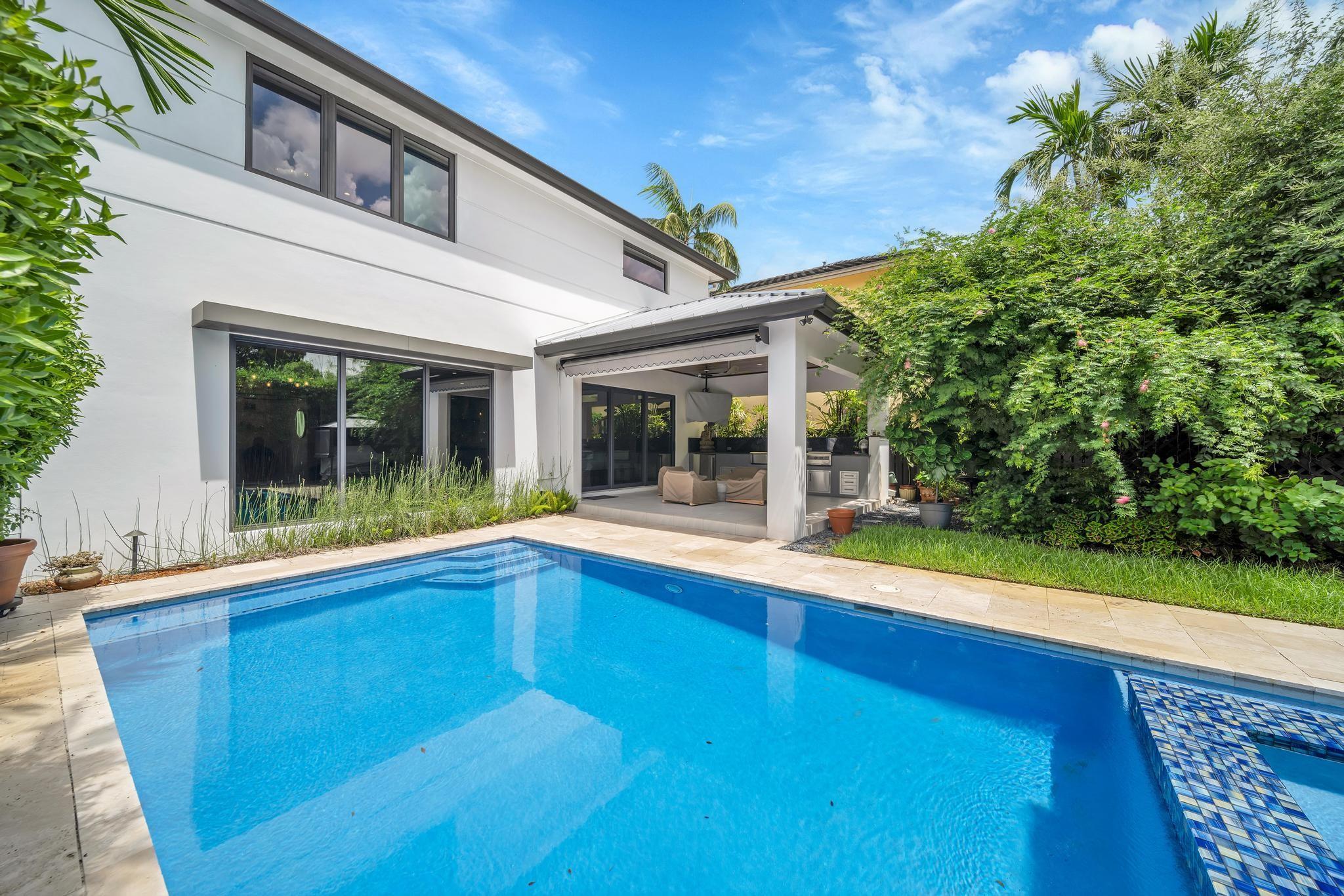 Rio Vista C J Hectors Res - Residential