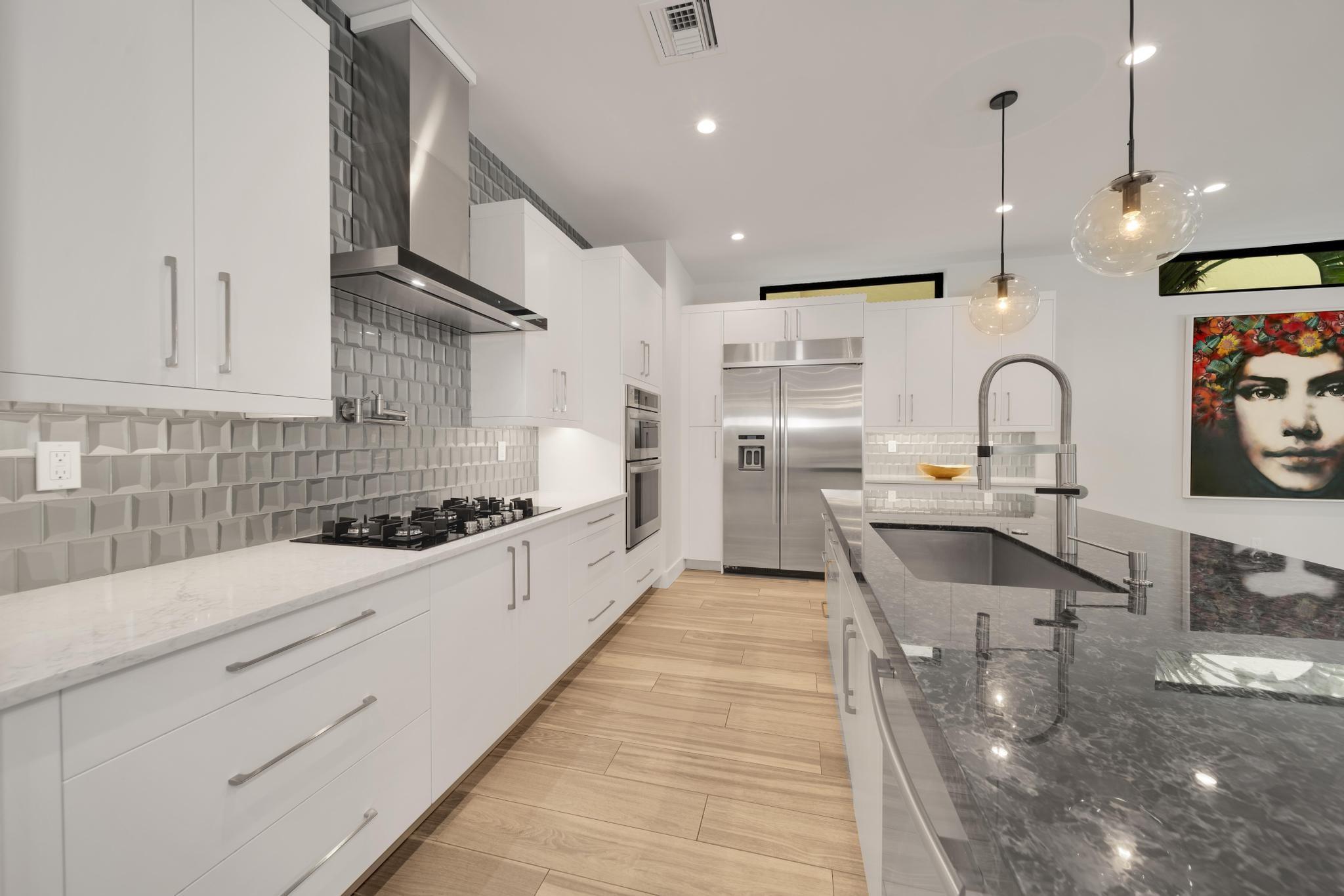 Rio Vista C J Hectors Res - Residential