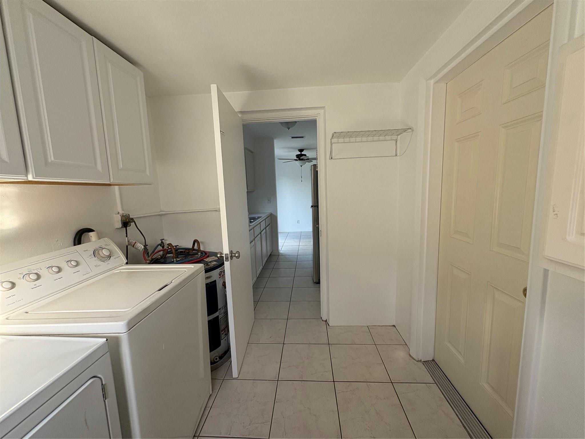 SUMMERTIME ISLES - Residential Lease