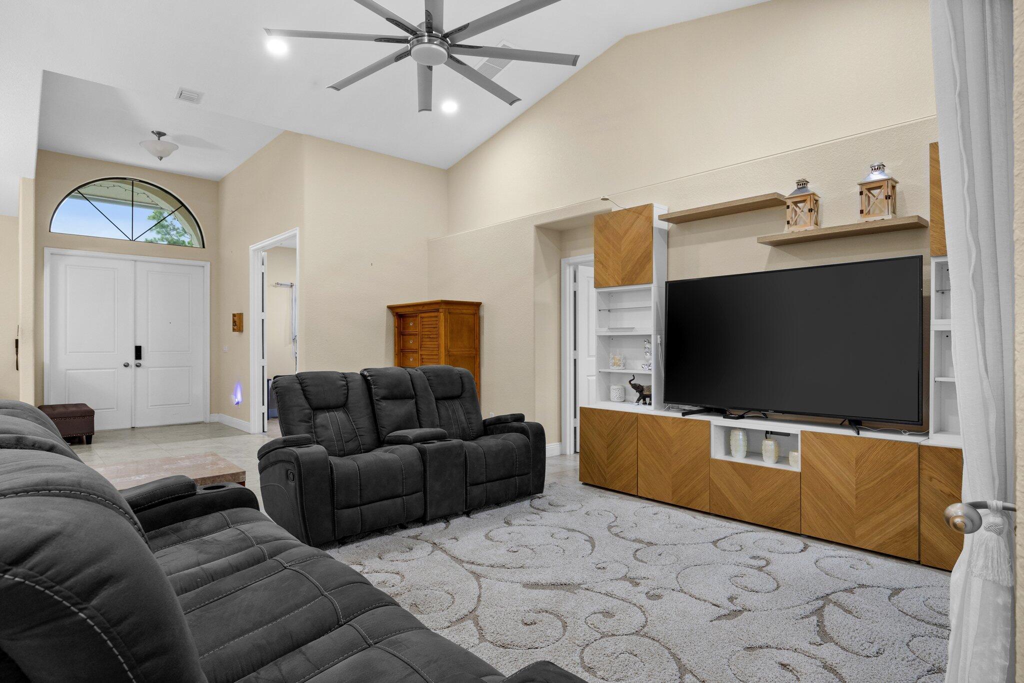 The Acreage - Residential