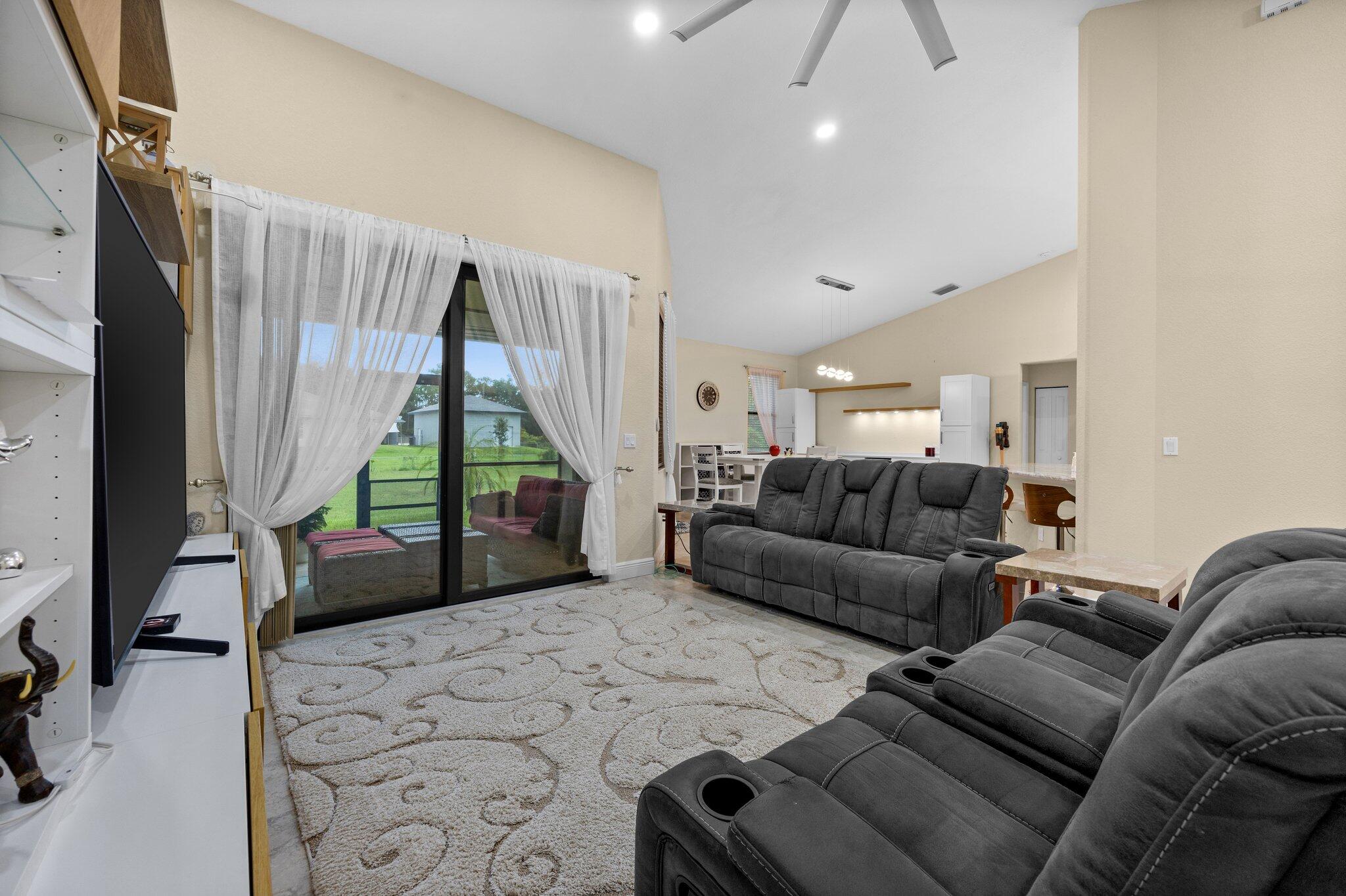 The Acreage - Residential