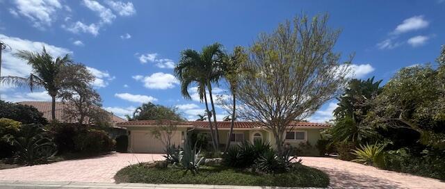 LANDINGS FIRST SEC - Residential