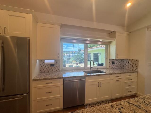 LANDINGS FIRST SEC - Residential