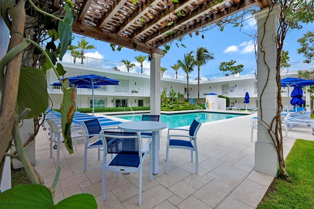 WINTHROP HOUSE CONDO - Residential