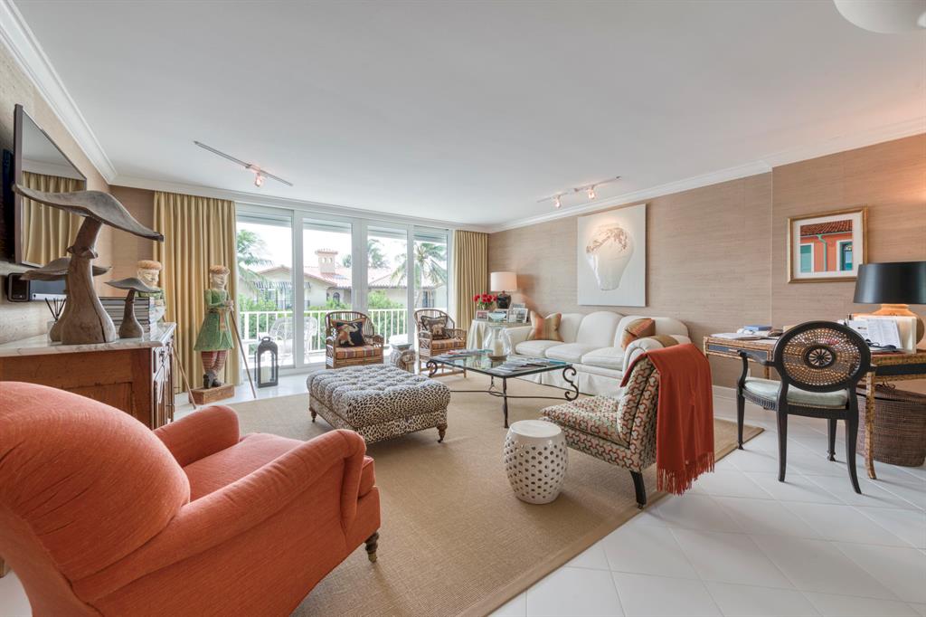 WINTHROP HOUSE CONDO - Residential