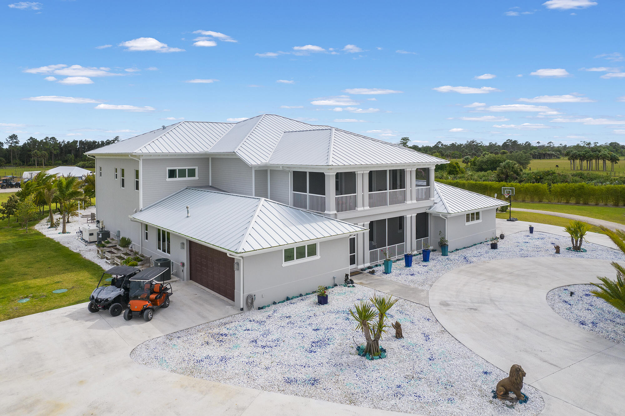 TRAILSIDE - Residential