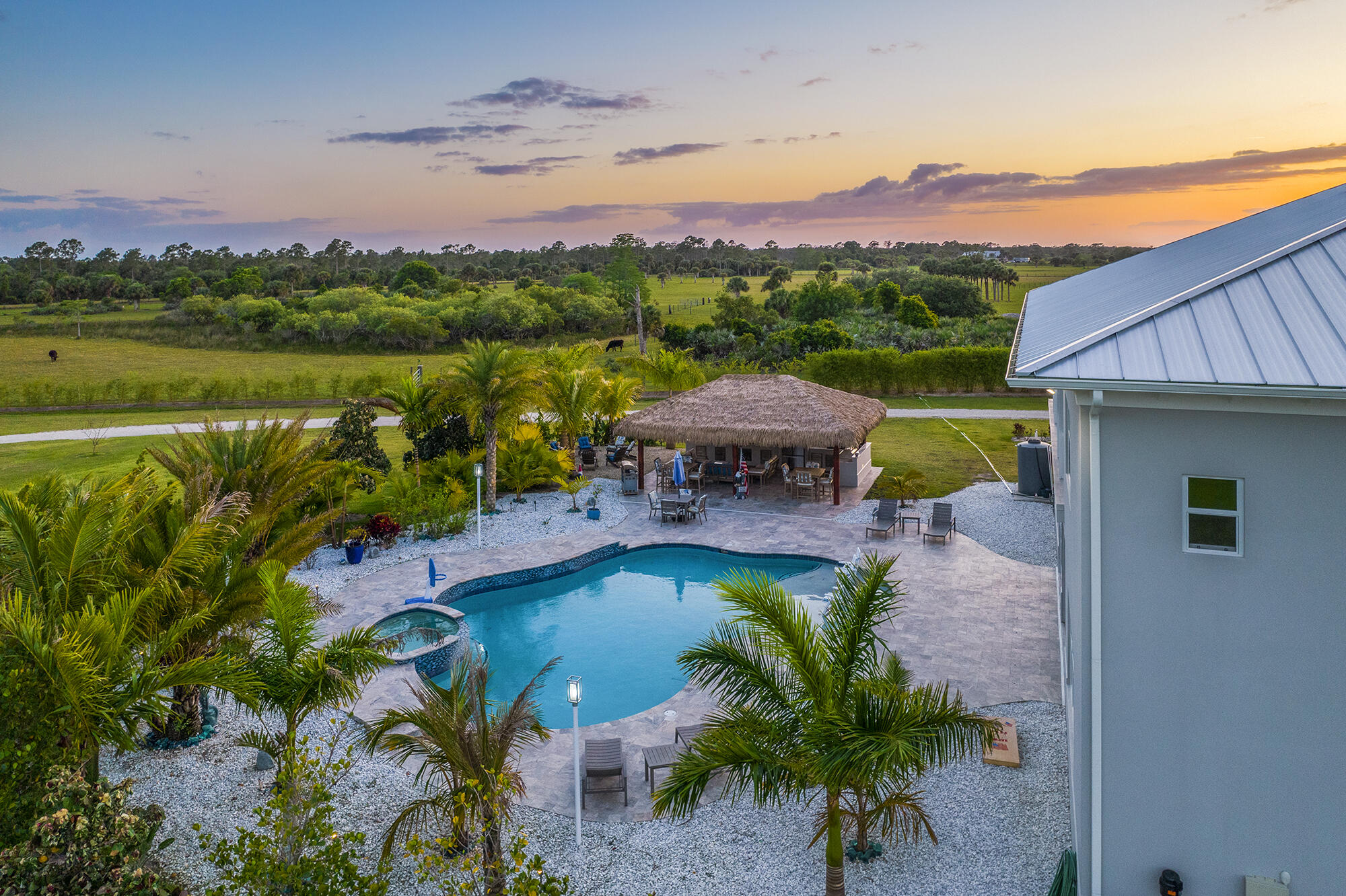 TRAILSIDE - Residential