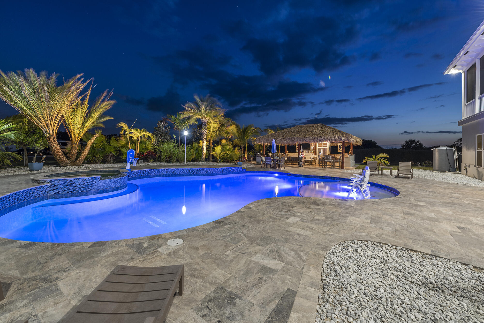 TRAILSIDE - Residential