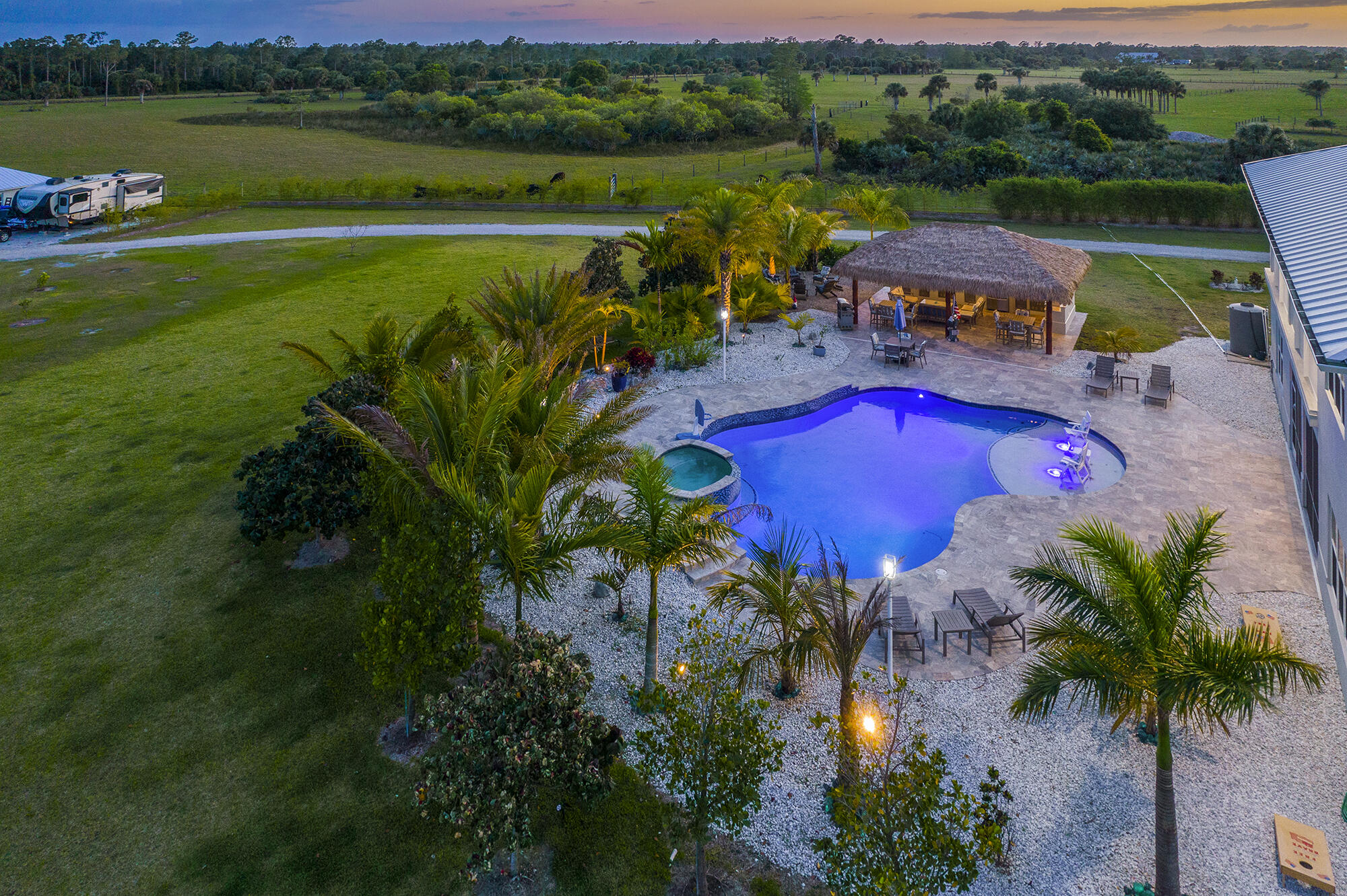 TRAILSIDE - Residential