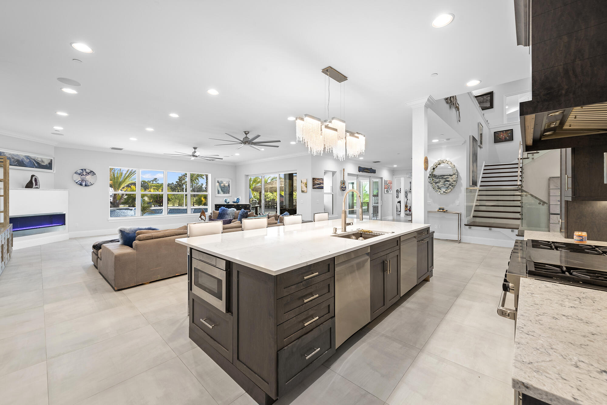 TRAILSIDE - Residential