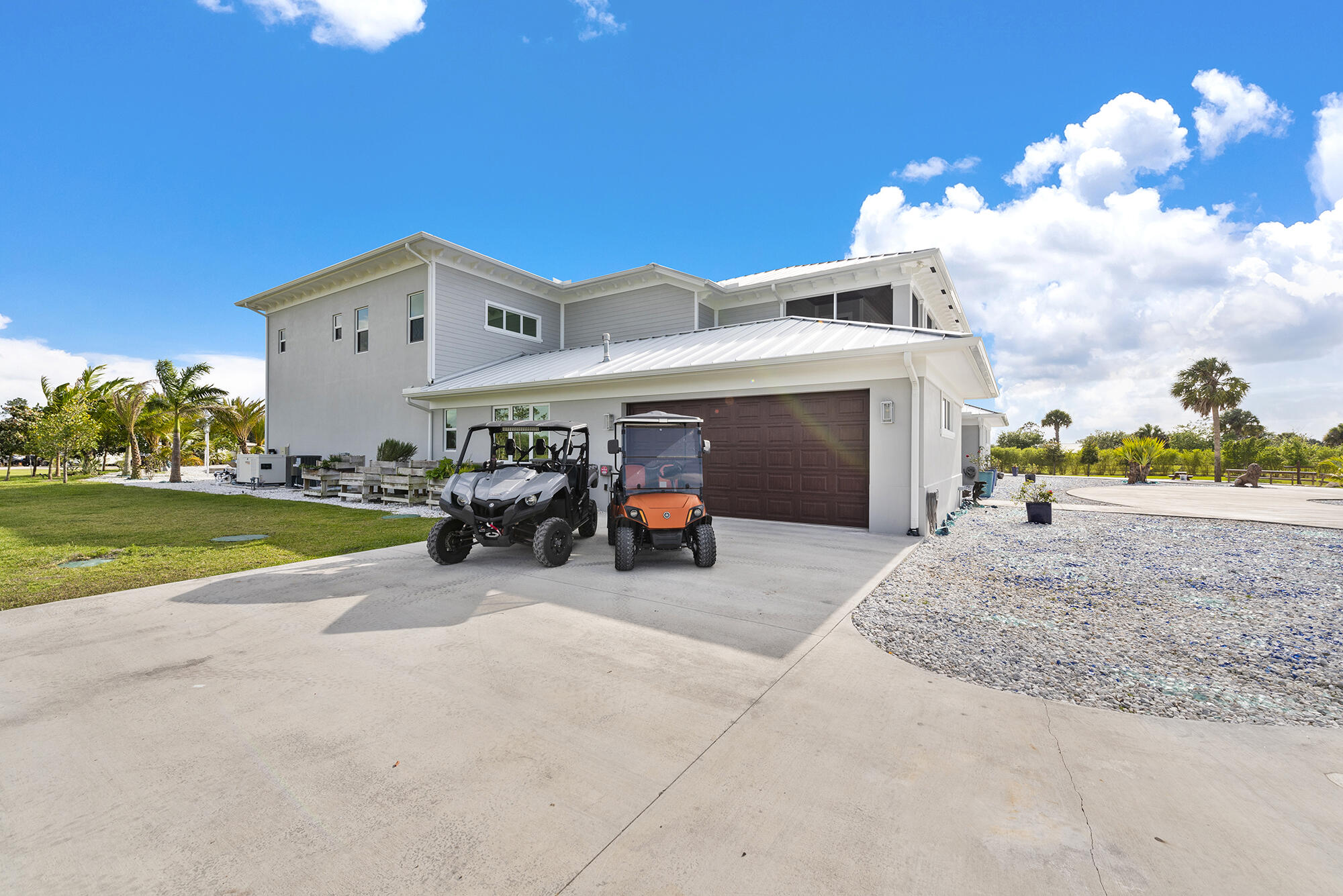 TRAILSIDE - Residential