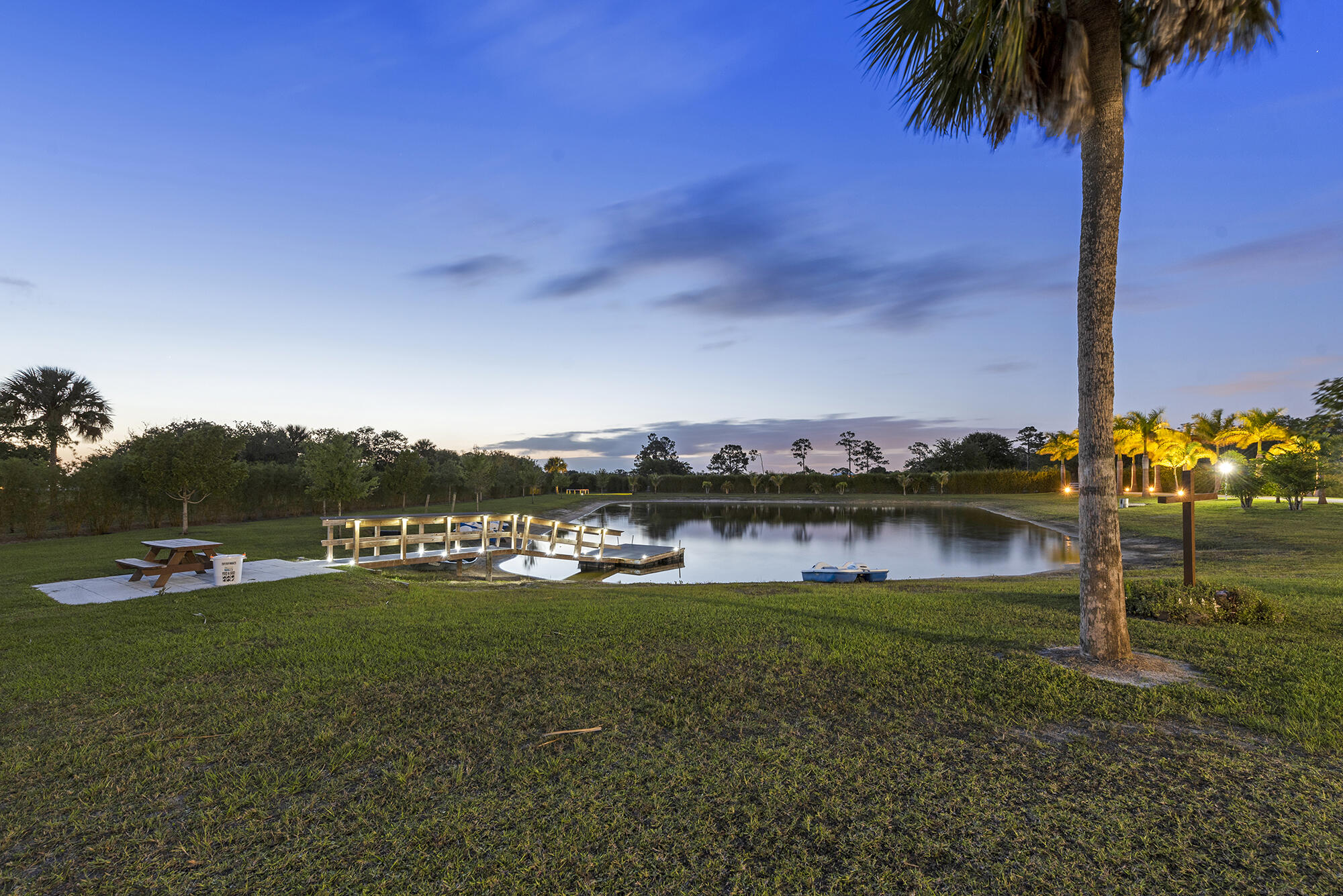 TRAILSIDE - Residential