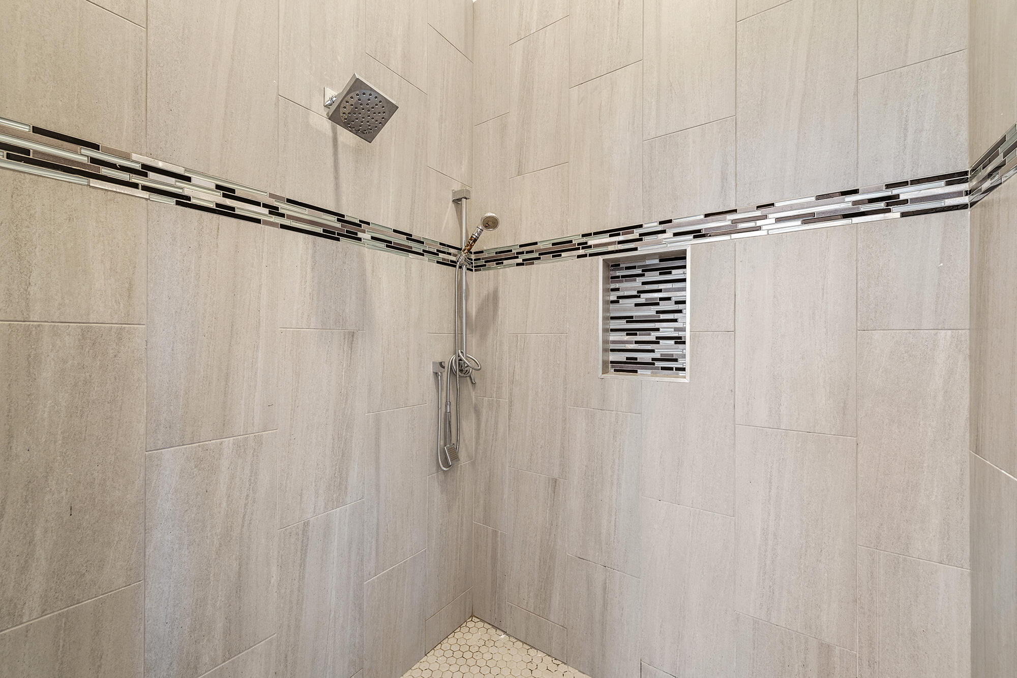 TRAILSIDE - Residential