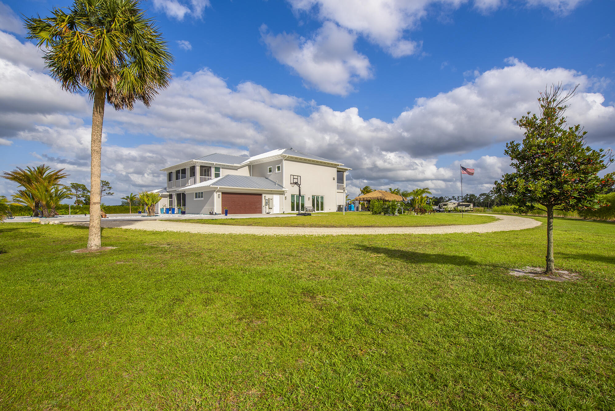 TRAILSIDE - Residential