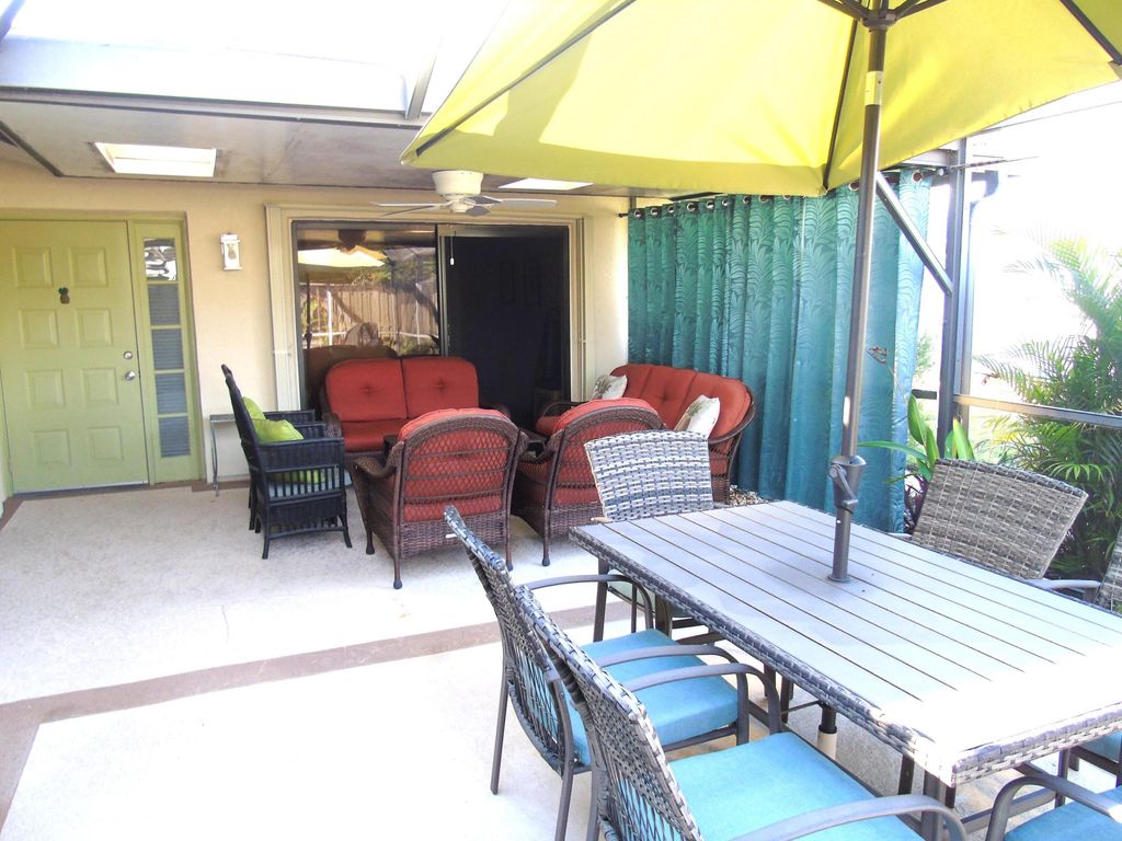 Photo of 2654 NW 7th Court #B, Delray Beach, FL 33445 (MLS # R11132782)