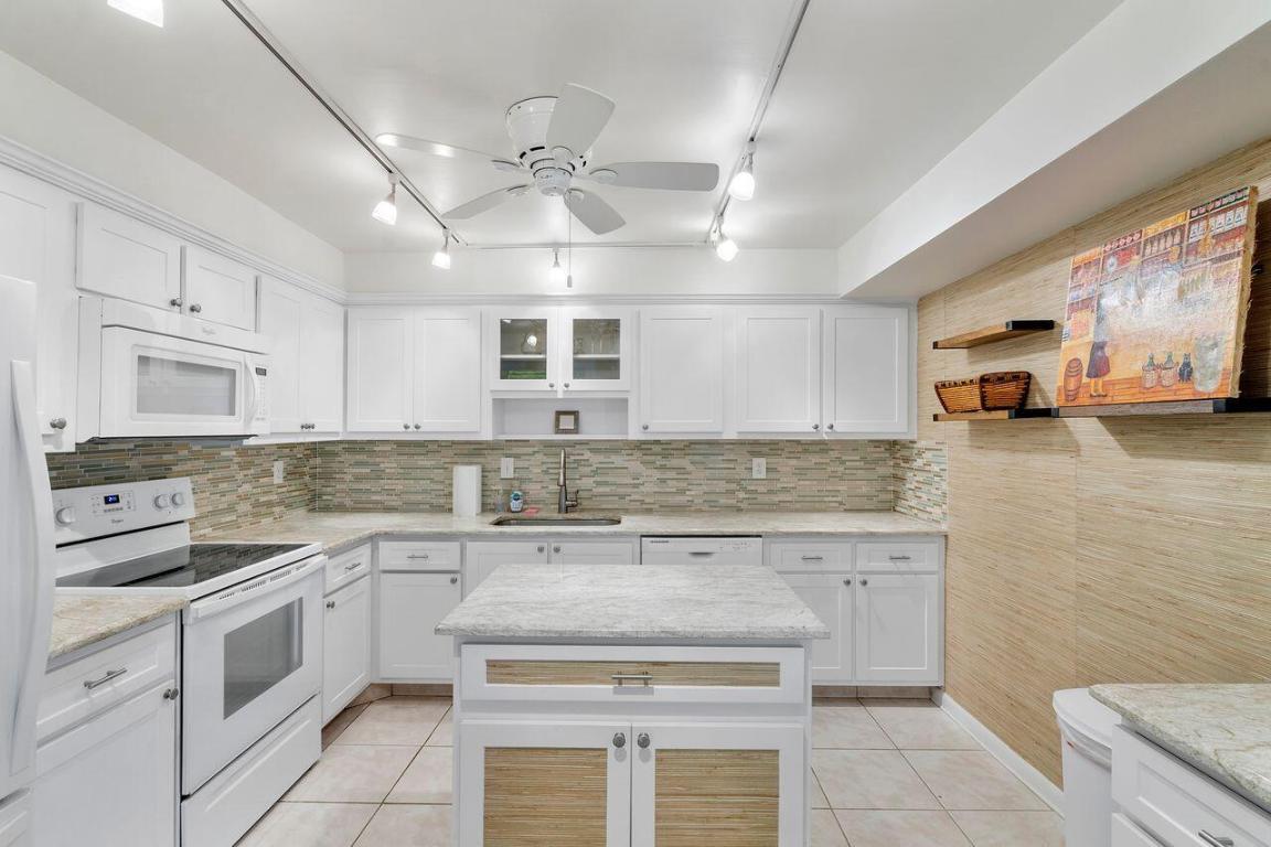 Rainberry Bay - Residential